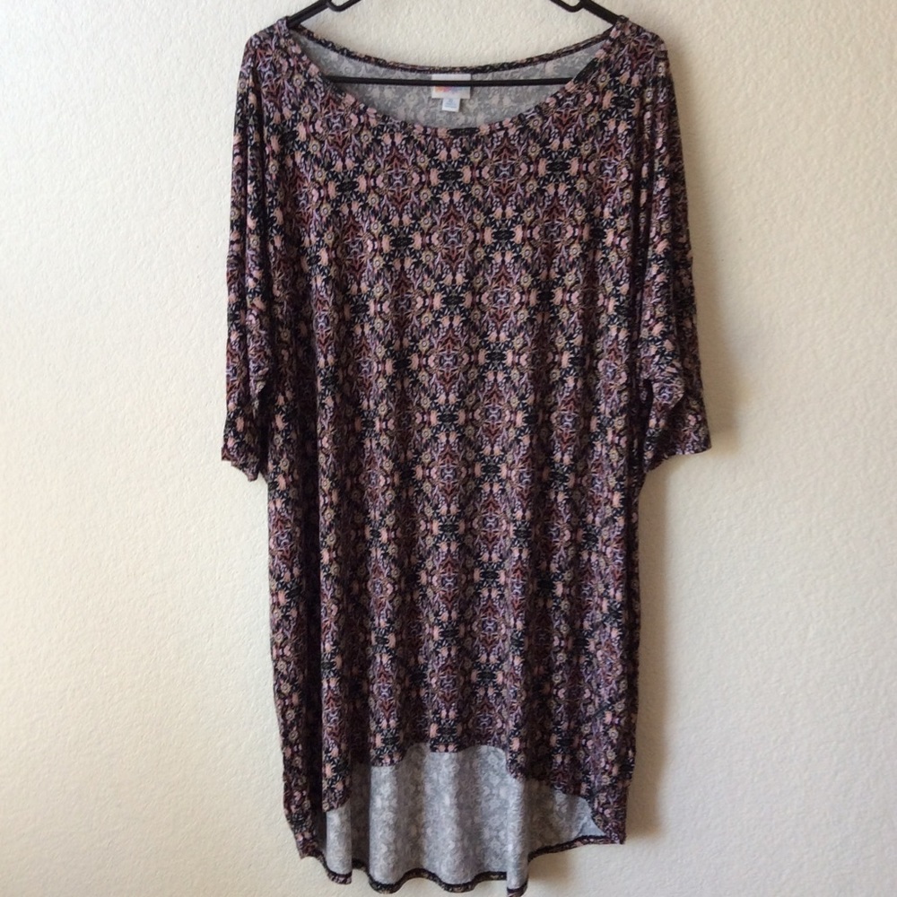 LuLaRoe Simply Comfortable top Size XL #196